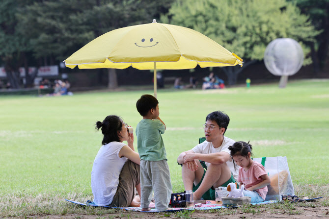 내일도 최고기온 30도 안팎…9월 땡볕 더위 지속 [내일날씨]