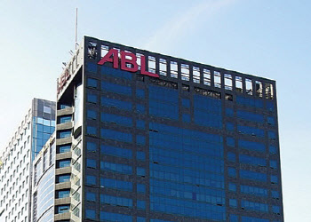 M&A시장에 쏟아지는 보험 매물…인수전도 달아오를까