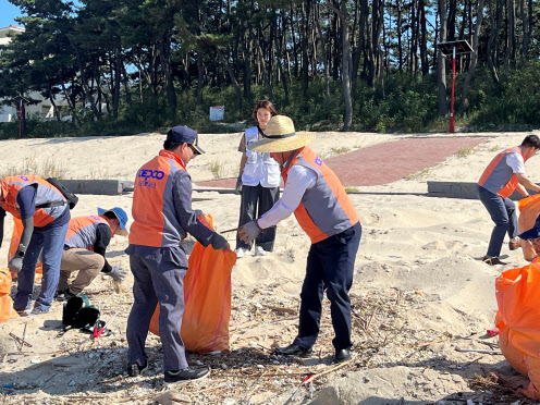 한전 노사, ‘해상풍력 예정’ 전남 신안찾아 해양환경 개선 활동