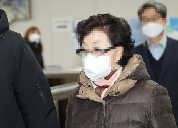 ‘잔고증명 위조’ 尹대통령 장모, 대법원에 보석 신청