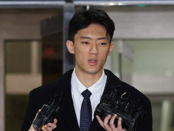 ‘전두환 손자’ 전우원, 마약 투약 혐의 다음 달 31일 첫 재판