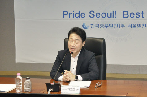 산업부 '세대교체' 인사 단행…실장급 60% 교체