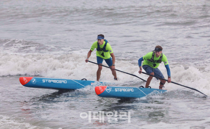 [포토]'광안리에서 열린 APP 월드투어 부산 SUP 오픈'