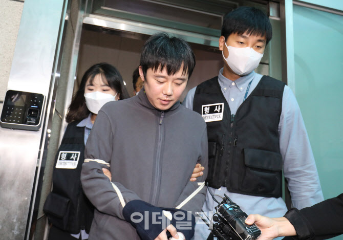 ‘신당역 살인’ 전주환, 오늘 대법 결론…무기징역 확정되나