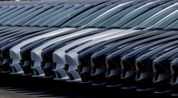 美 3Q 전기차 판매량 사상 최대…'1위' 테슬라 점유율 하락