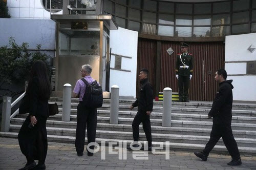 이·팔 전쟁 격화 속 주중 이스라엘 대사관 직원 피습 사건 발생