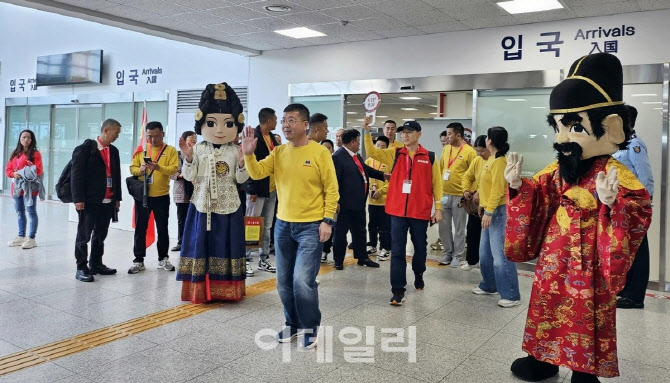 4년 만에 인천 찾는 중국발 크루즈…“승객 2500명”