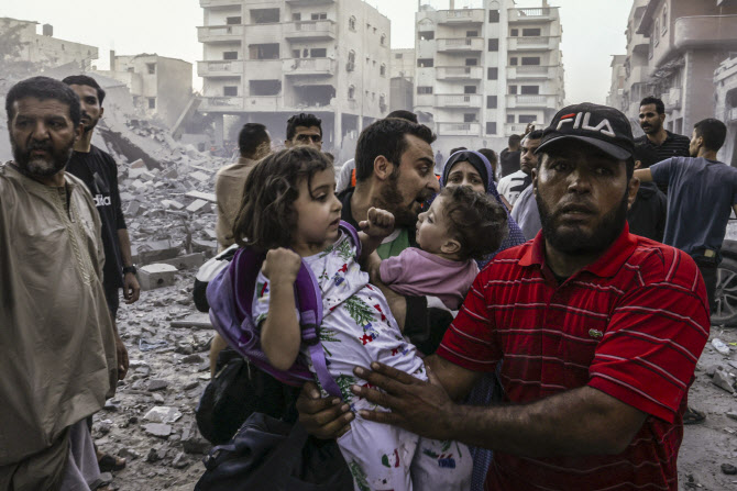 WHO "가자지구 사망자 10명 중 6명은 여성·어린이"