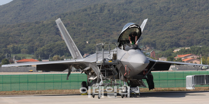 [포토]ADEX 2023, 세계 최강 전투기 F-22