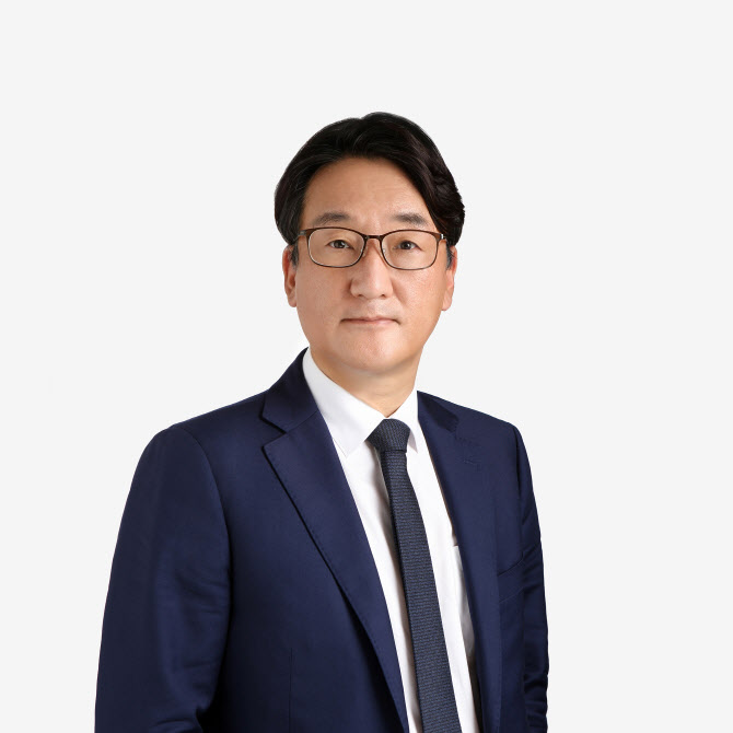 ‘인보사 성분조작’ 코오롱 임원 무죄 판결 이끈 법무법인 화우