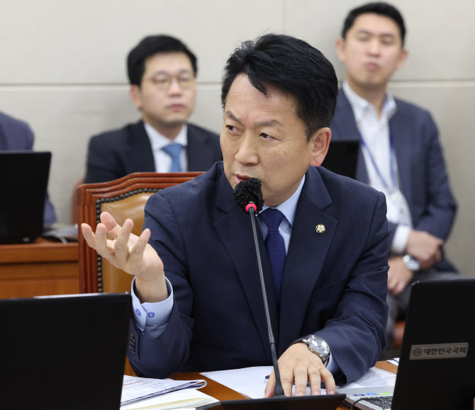 野 고영인 "尹정부 기초연금 축소 시도…최소한의 안전장치 위협"