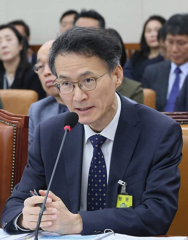 충북 대청호 '큰섬' 개발 계획에..금강환경청 "엄격 검토할 것"[2023국감]