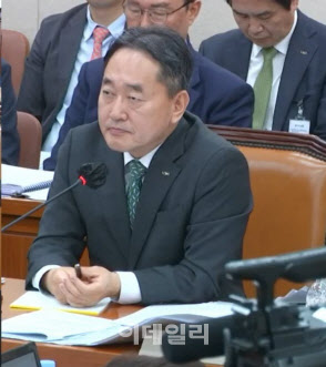 "국민연금, KT CEO 선임 과정서 후보자 논란 고의로 누락"[2023 국감]