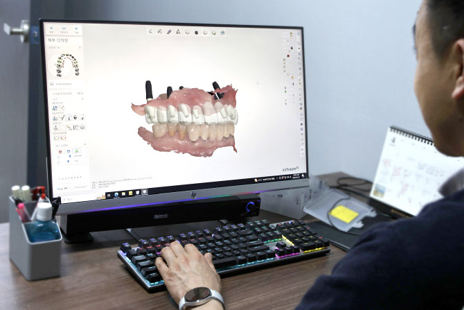 리얼스캔랩, 디지털 치과 전환 솔루션 통해 효율적인 진료·경영환경 조성