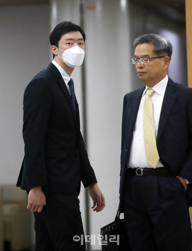 [포토] 전우원씨,  마약류관리법 위반 공판 출석