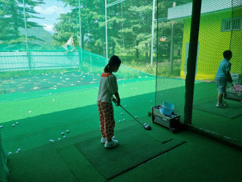 “학부모와 골프를”…전교생 2배 이상 늘어난 경북 당포초