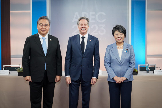 한미일 외교장관 APEC서 회담 “러북군사협력...3국 공조로 대응”