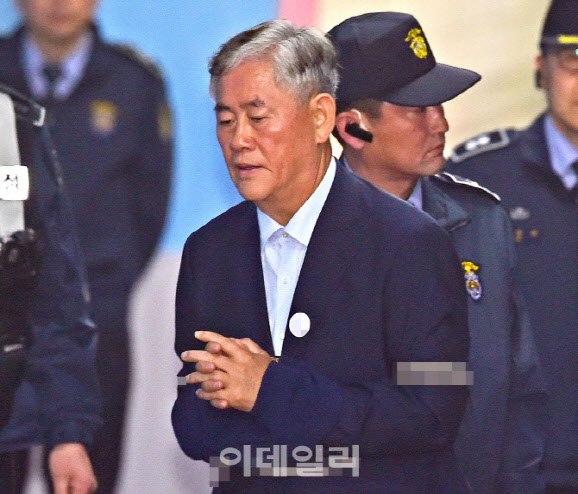 “MBC, 최경환 전 부총리 명예훼손”…法, 2000만원 배상 판결