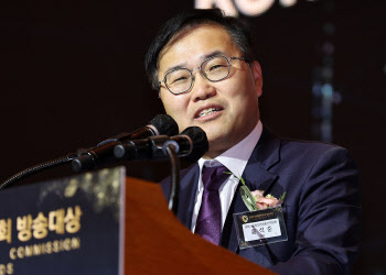 “첨단재생의료 연구 활성화”…홍석준, 제대혈관리법 개정안 발의