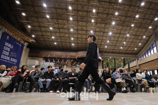 [포토]하네다 노선 20주년 기념 패션쇼