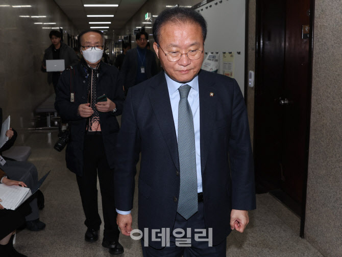 [포토]'당대표실 나오는 윤재옥 원내대표'