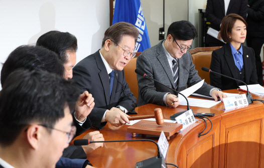 노봉법·방송법 대통령 거부권에 野 "국회 무시한 처사"