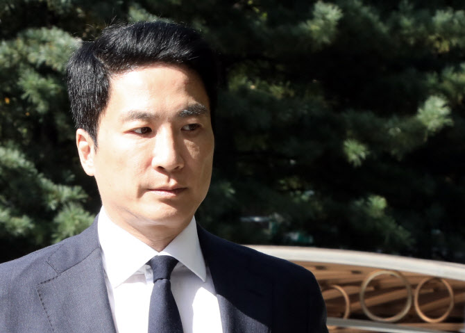 '47억 임금체불' 김용빈 대우조선해양건설 회장, 법정서 혐의 인정