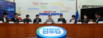 민주당, 이동관 후임 방통위원장으로 '김홍일 내정설'에 반발