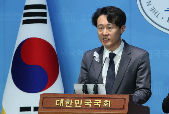 민주당 '병립형·연동형' 놓고 내홍 조짐…내일 또 난상토론
