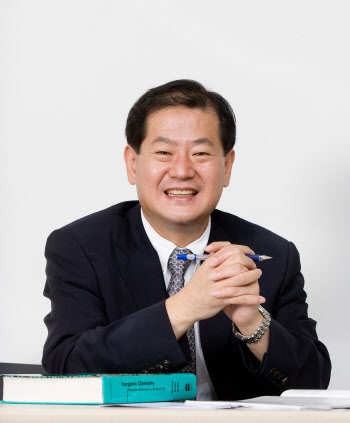 이화여대 남원우 석좌교수, 홈볼트 연구상 수상
