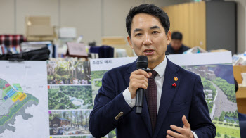 박민식 장관 “내년 총선 출마…지역구는 당에 위임”