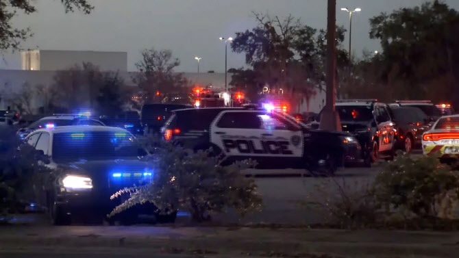 성탄절 앞두고 美플로리다 쇼핑몰서 총격사건…"1명 사망"