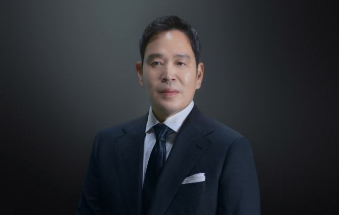 정용진 신세계 부회장 "비효율 걷어내고 수익성 중심 경영"[신년사]