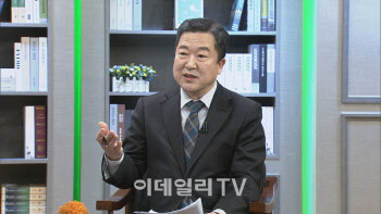 (영상)박춘섭 경제수석 "尹정부 최대성과는 '한미동맹' 강화"[신율의 이슈메이커]