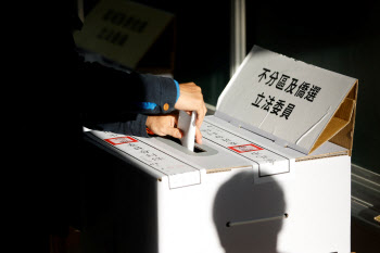 부재자 투표 없는 대만…총통 투표 위해 귀향 행렬 이어져