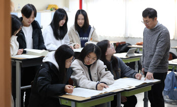 대학 무전공 선발 확대하면…“이과생 합격 더 늘 것”