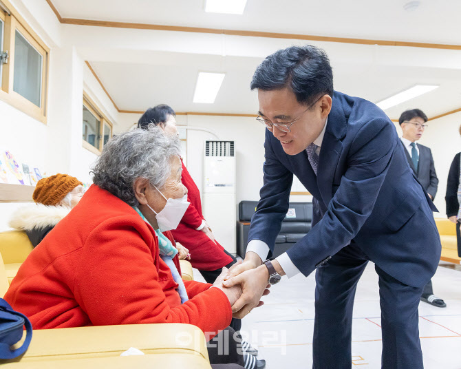 [포토] 대한노인지회 방문한 진교훈 강서구청장