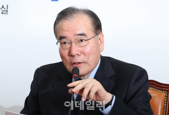 [포토]저출생 종합대책 발표하는 이개호 더불어민주당 정책위의장