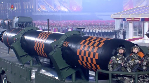 북한, 수중 핵무기체계 중요시험 진행...한미일 해상훈련 반발