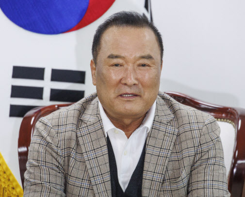 "탈북민 채용 앞장설 것"…케냐 대표 한인기업의 상생 경영