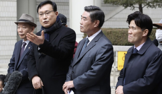 "강제동원 배상 책임없다"던 1심 파기…대법 최근 판단 반영