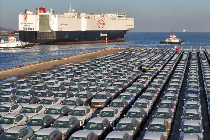 ‘車 수출 1위’ 중국, 올해 전기차 해외 판로 더 넓힌다
