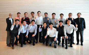 JY "기술 인재가 미래 핵심"…삼성전자, 전방위 경력 채용