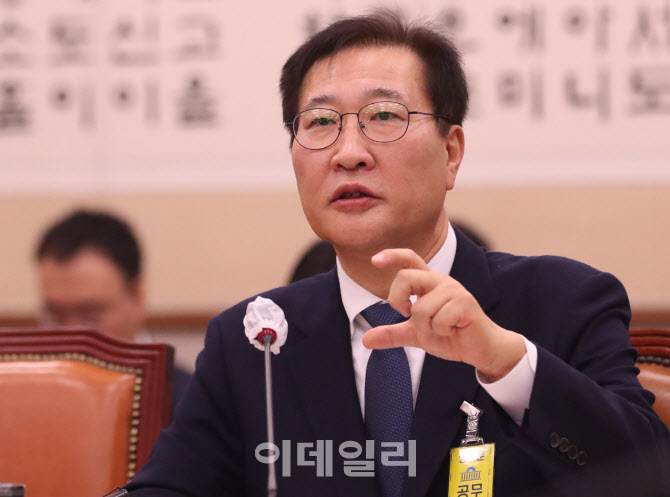 [포토]인사청문회, '답변하는 박성재 법무부 장관 후보자'