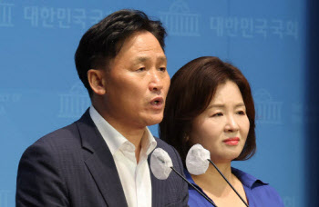 '원조 친명계' 김영진, 3선 도전…수원병 출마 선언