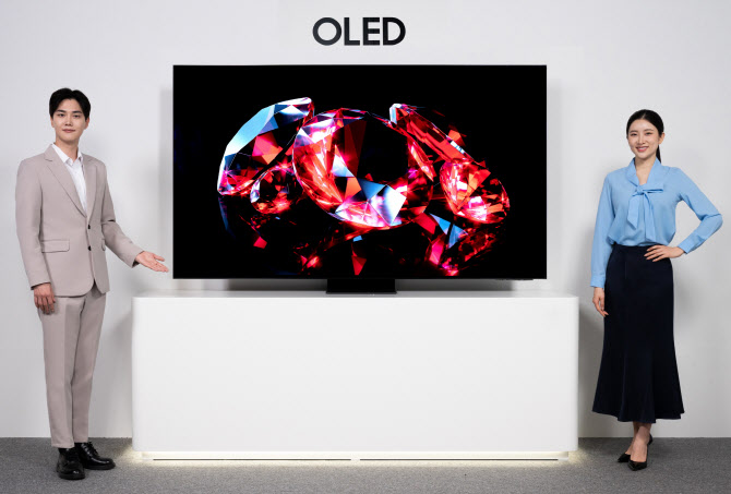 10년만에 돌아온 삼성 OLED TV, 올해 보폭 더 키운다
