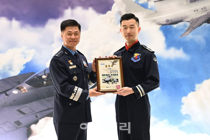 2023년 공군 최우수 조종사, F-15K 조종사 김선경 소령 선정