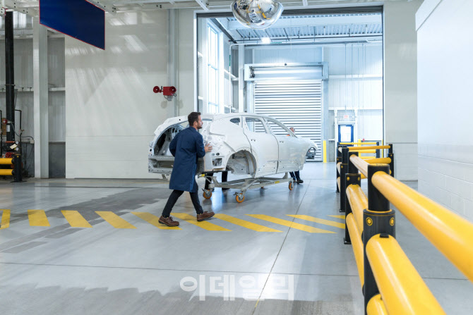 폴스타, 대형 전기 SUV ‘폴스타3’ 中 공장서 본격 생산