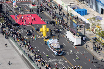 "올해 규모 2배 확대"…1만명 행진하는 '부활절 퍼레이드' 열린다