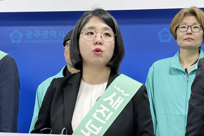 용혜인, 더불어민주연합에 비례대표로 또 나간다